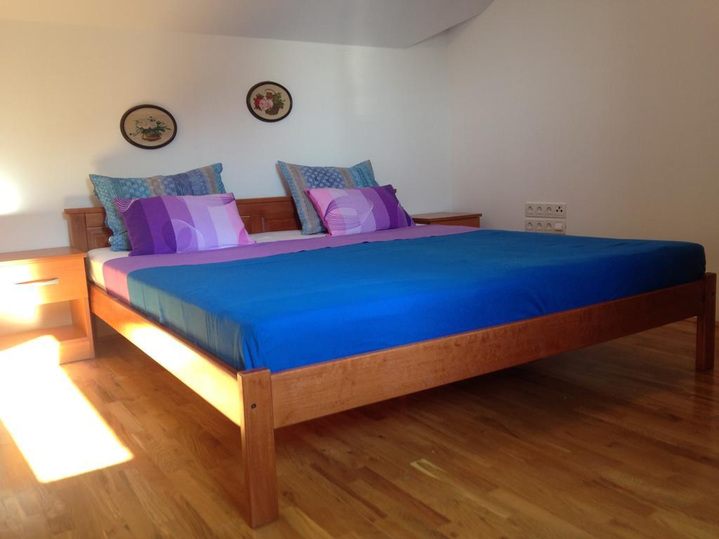 Gala Apartments 오미스 외부 사진