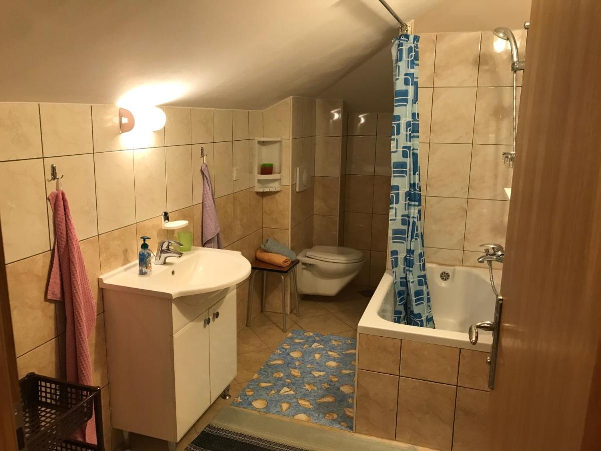 Gala Apartments 오미스 외부 사진