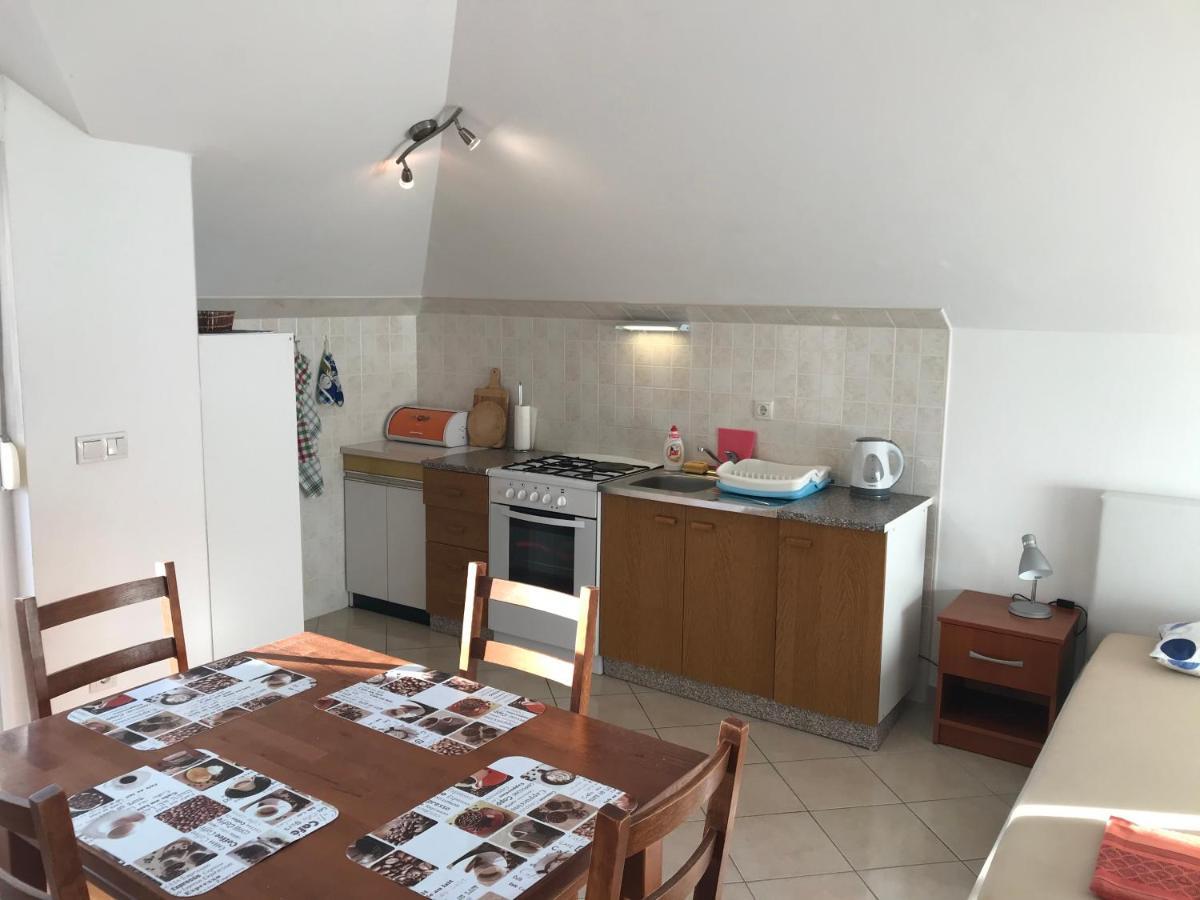 Gala Apartments 오미스 외부 사진